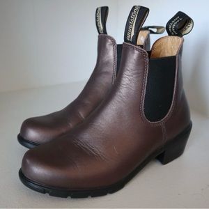 Blundstone #1963 Heeled Chelsea Boot Bronze Copper Brown Ankle Bootie Metallic